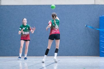 Bild 145 - wCJ HSG Kremperheide/Muensterdorf - HSG Marne/Brunsbuettel : Ergebnis: 22:10